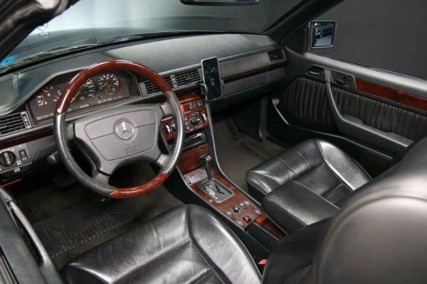 Mercedes-Benz E 320 1996 24150