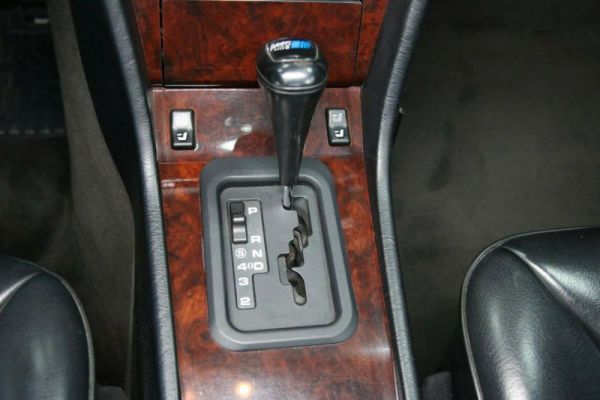 Mercedes-Benz E 320 1996 24154