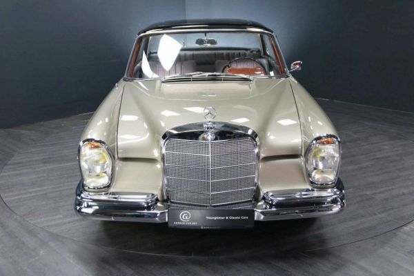 Mercedes-Benz 300 SE 1965 24224