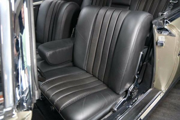 Mercedes-Benz 300 SE 1965 24226