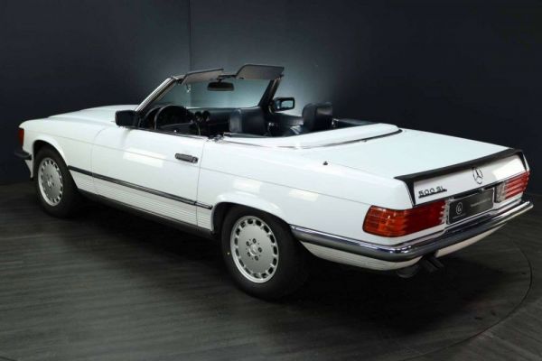 Mercedes-Benz 500 SL 1985 24387