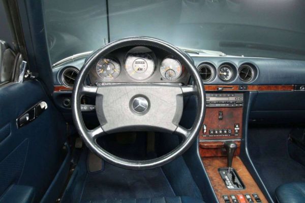 Mercedes-Benz 500 SL 1985 24396