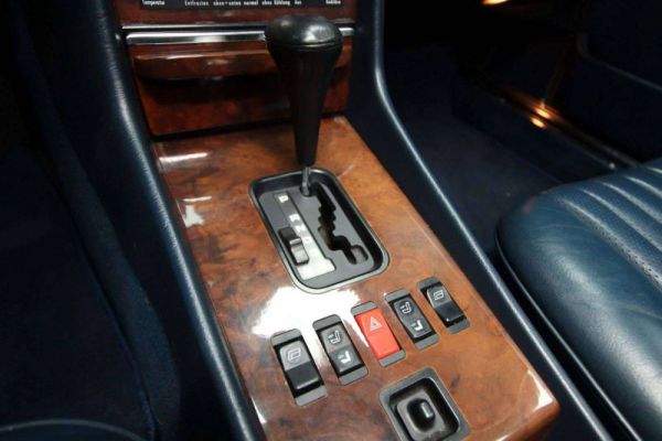 Mercedes-Benz 500 SL 1985 24398