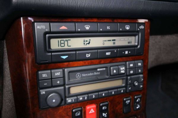 Mercedes-Benz SL 500 1997 24469