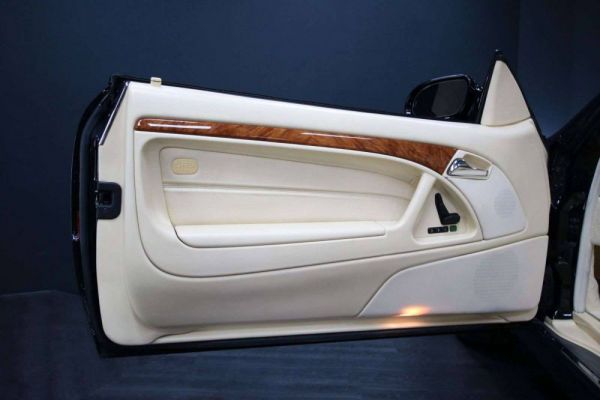 Mercedes-Benz SL 320 1999 24490
