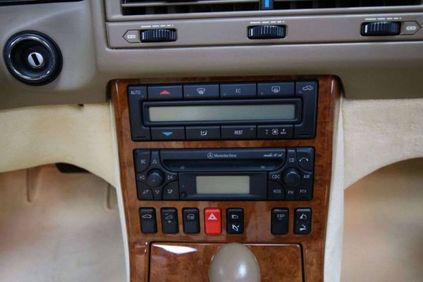 Mercedes-Benz SL 320 1999 24494