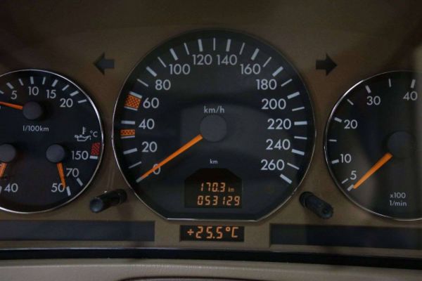 Mercedes-Benz SL 320 1999 24496
