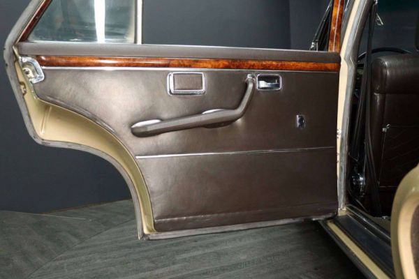 Mercedes-Benz 300 SEL 6.3 1970 24511