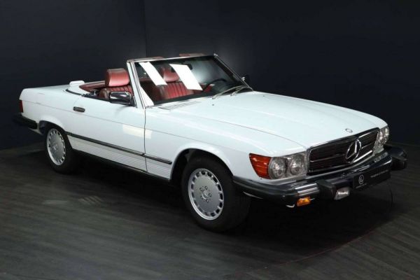 Mercedes-Benz 560 SL 1988 24545