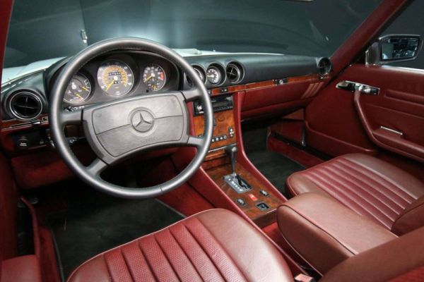 Mercedes-Benz 560 SL 1988 24548