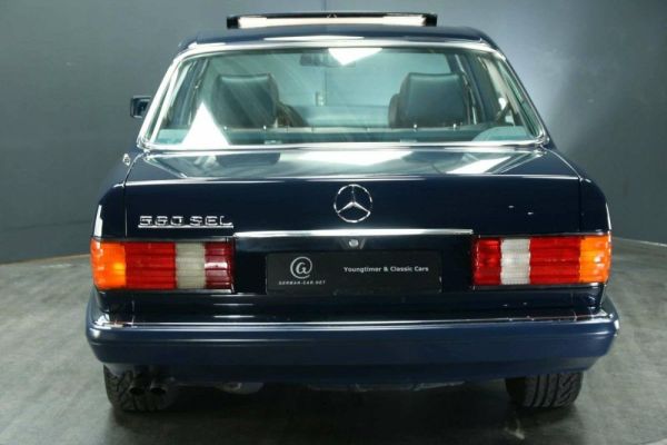 Mercedes-Benz 560 SEL 1990 109561