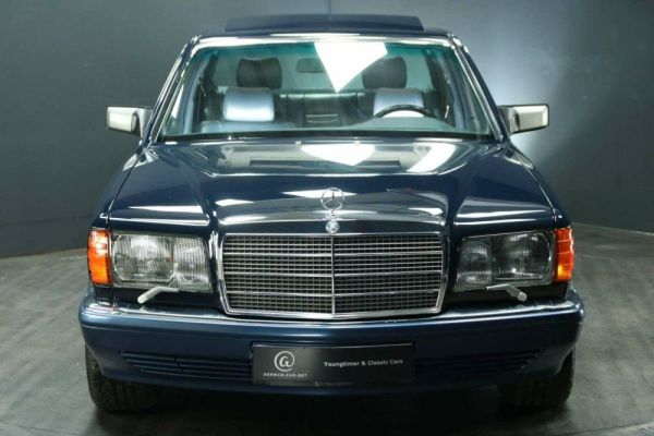 Mercedes-Benz 560 SEL 1990 109564