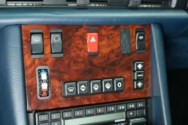 Mercedes-Benz 560 SEL 1990 109570