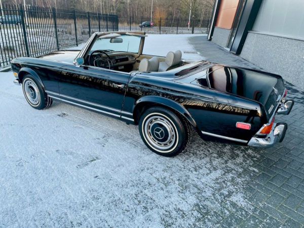 Mercedes-Benz 280 SL 1970 23976