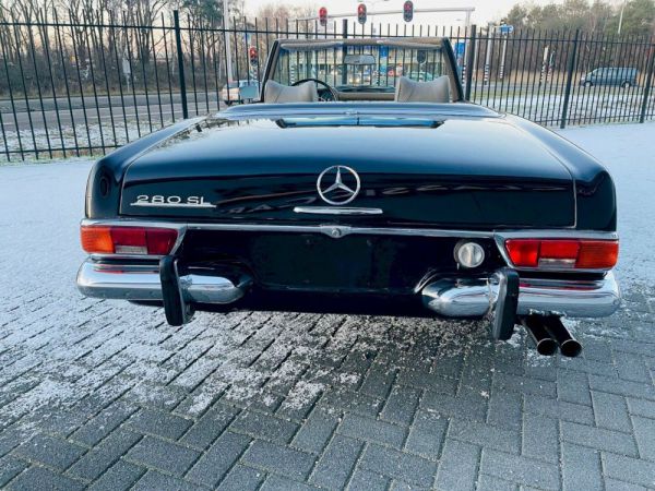 Mercedes-Benz 280 SL 1970 23977