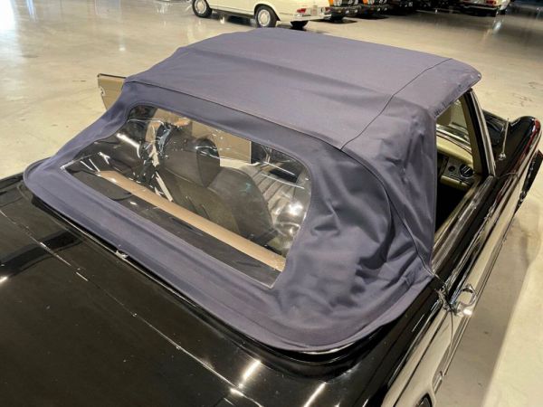 Mercedes-Benz 280 SL 1970 23982