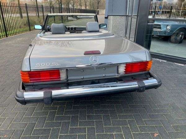 Mercedes-Benz 500 SL 1983 24011