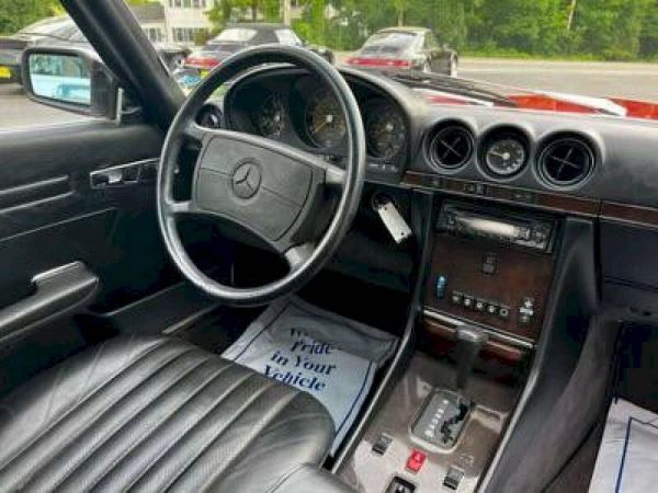 Mercedes-Benz 560 SL 1986 24041