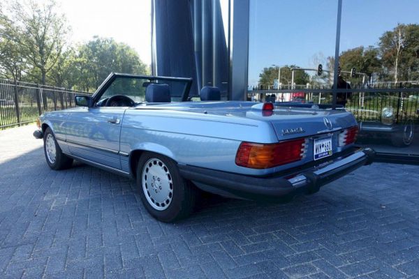 Mercedes-Benz 560 SL 1987 24048
