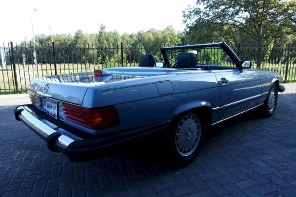 Mercedes-Benz 560 SL 1987 24053