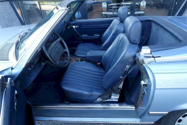 Mercedes-Benz 560 SL 1987 24056