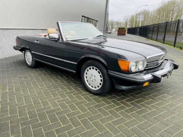 Mercedes-Benz 560 SL 1988 24057