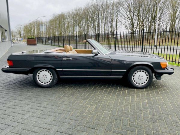 Mercedes-Benz 560 SL 1988 24059