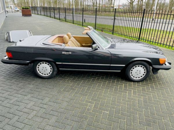 Mercedes-Benz 560 SL 1988 24061