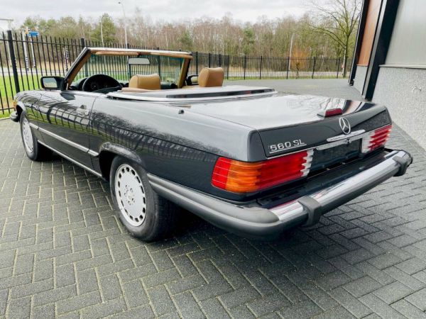 Mercedes-Benz 560 SL 1988 24064