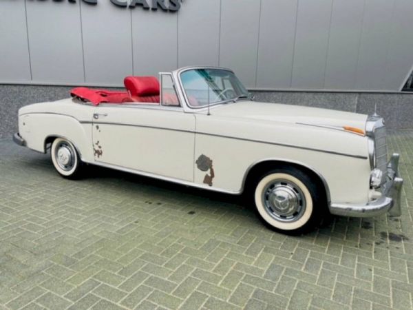 Mercedes-Benz 220 SE Cabriolet 1961 24073