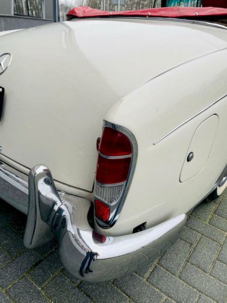 Mercedes-Benz 220 SE Cabriolet 1961 24081