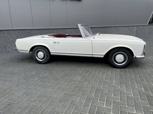 Mercedes-Benz 230 SL 1965 100510
