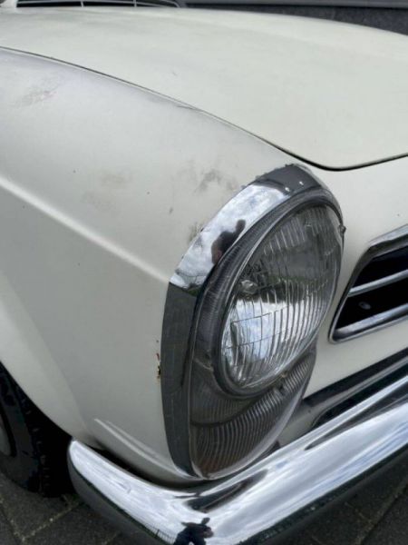 Mercedes-Benz 230 SL 1965 100516