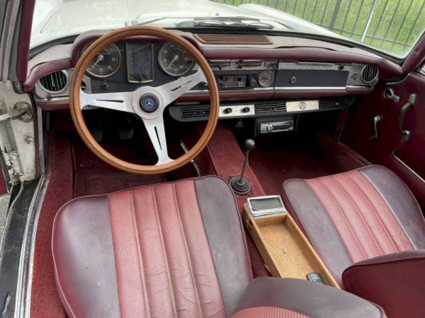 Mercedes-Benz 230 SL 1965 100519