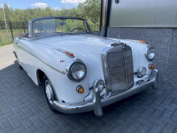 Mercedes-Benz 220 SE Cabriolet 1960 100544