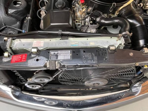 Mercedes-Benz 300 SE 1989 131386