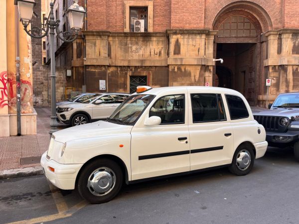 OTHER LTI FX4 LONDON TAXI INTERNATIONAL 2003 135678