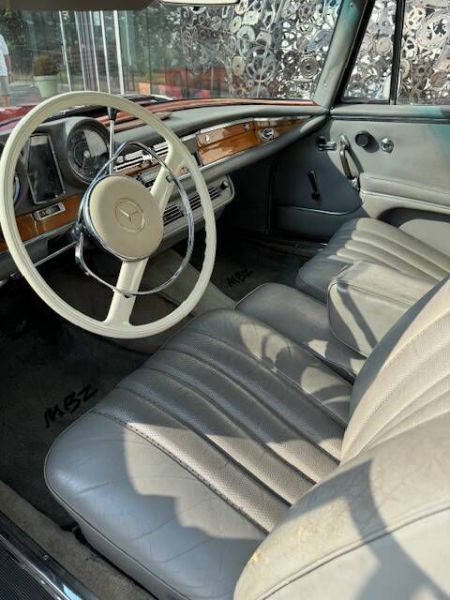 Mercedes-Benz 300 SE 1966 100236