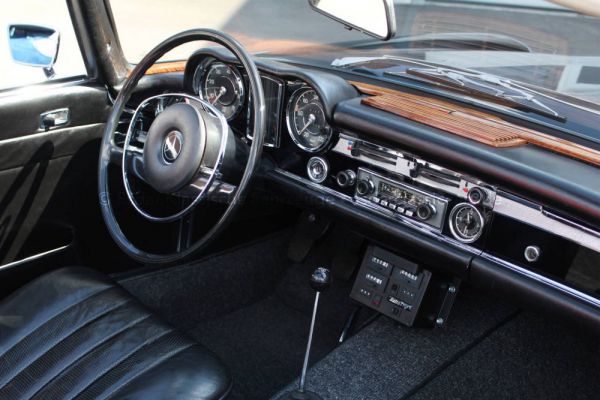 Mercedes-Benz 280 SL 1970 69691