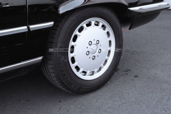 Mercedes-Benz 560 SL 1989 120356