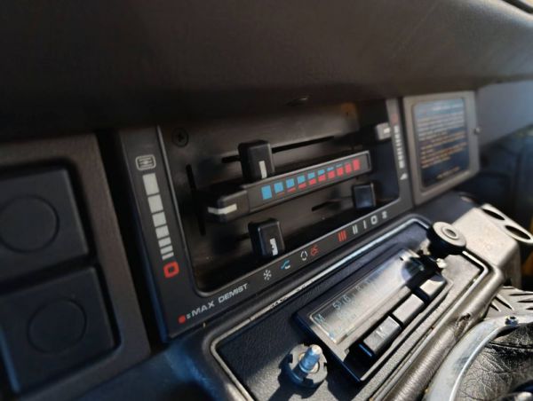 Land Rover Range Rover Classic 3.9 1990 78510