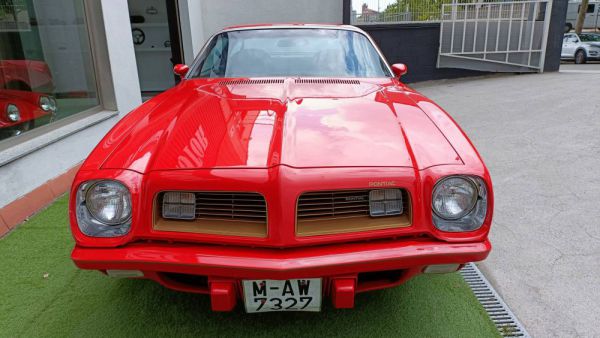 Pontiac Firebird Esprit 1975 85551