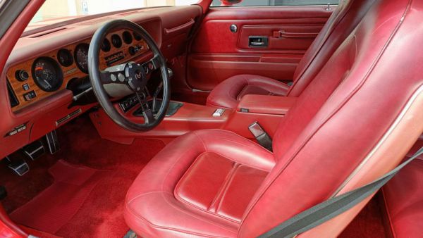 Pontiac Firebird Esprit 1975 85558