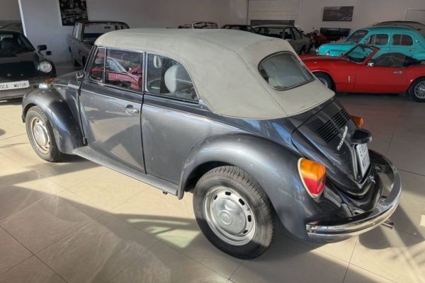 Volkswagen Maggiolone 1303 1974 122303