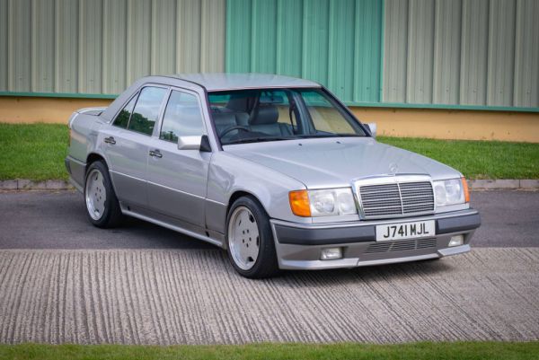 Mercedes-Benz 300 E 3.2 AMG 1991