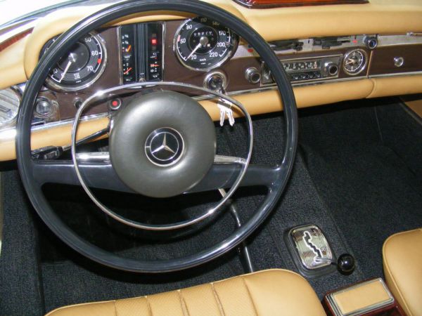 Mercedes-Benz 280 SL 1970 14927
