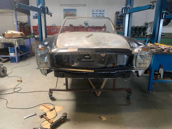 Mercedes-Benz 280 SL 1970 14933