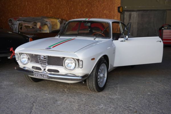 Alfa Romeo Giulia GT 1300 Junior 1970