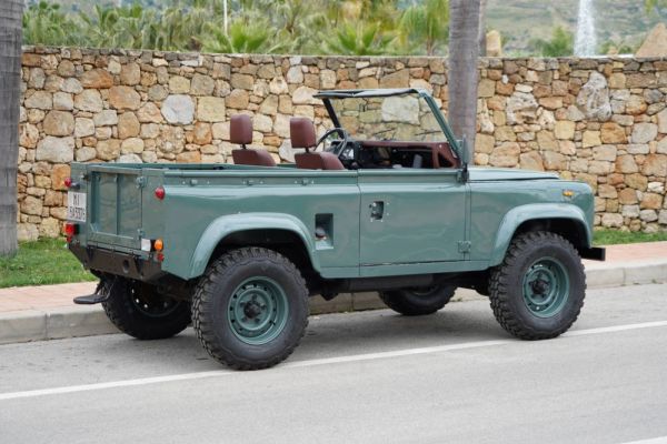Land Rover 90 1987 121585