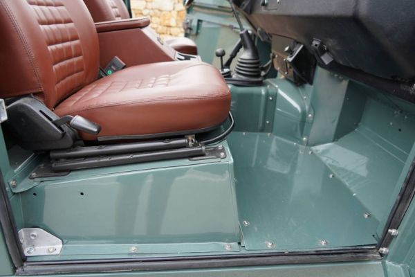 Land Rover 90 1987 121595